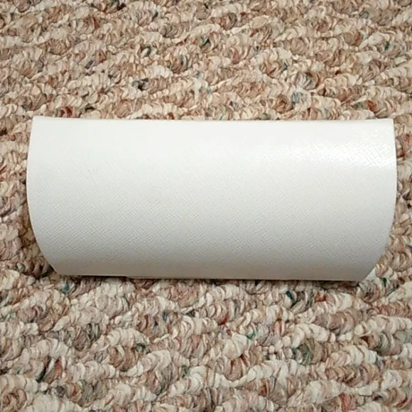 GUC Michael Kors hard shell glasses case - Picture 3 of 4